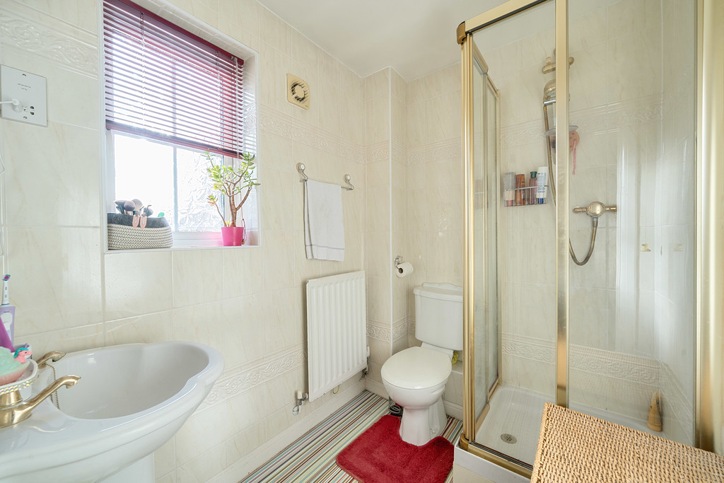5 bed semi-detached house for sale in Snowdonia Road, Tewkesbury  - Property Image 8