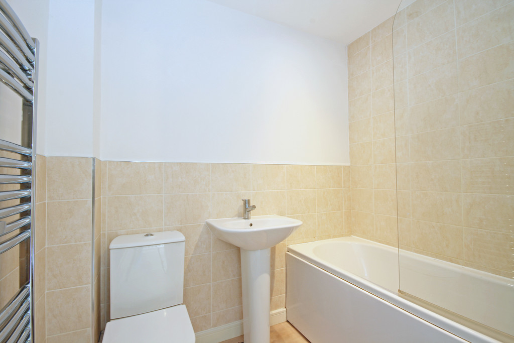 2 bed end of terrace house for sale in Mainsail Lane, Gloucester  - Property Image 6