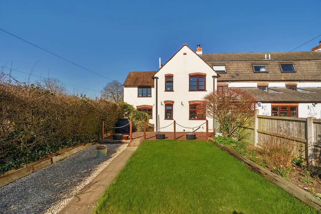 3 bed end of terrace house for sale in Walton Cardiff Cottages, Tewkesbury - Property Image 1