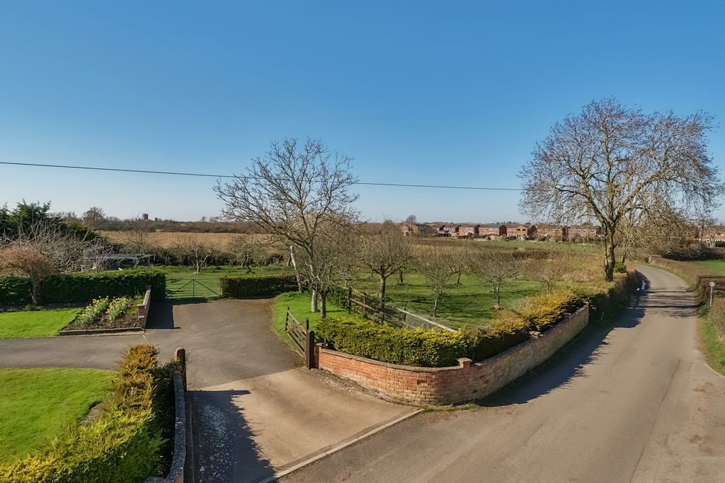 3 bed end of terrace house for sale in Walton Cardiff Cottages, Tewkesbury  - Property Image 7