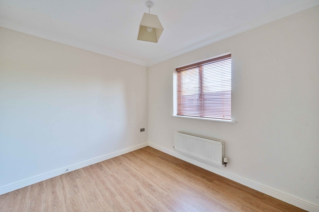 4 bed detached house to rent in Galileo Gardens, Cheltenham  - Property Image 7