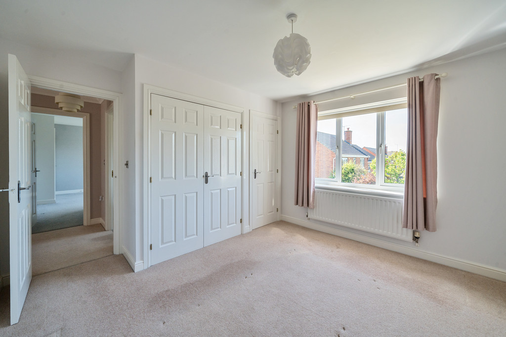 4 bed detached house to rent in Galileo Gardens, Cheltenham  - Property Image 10