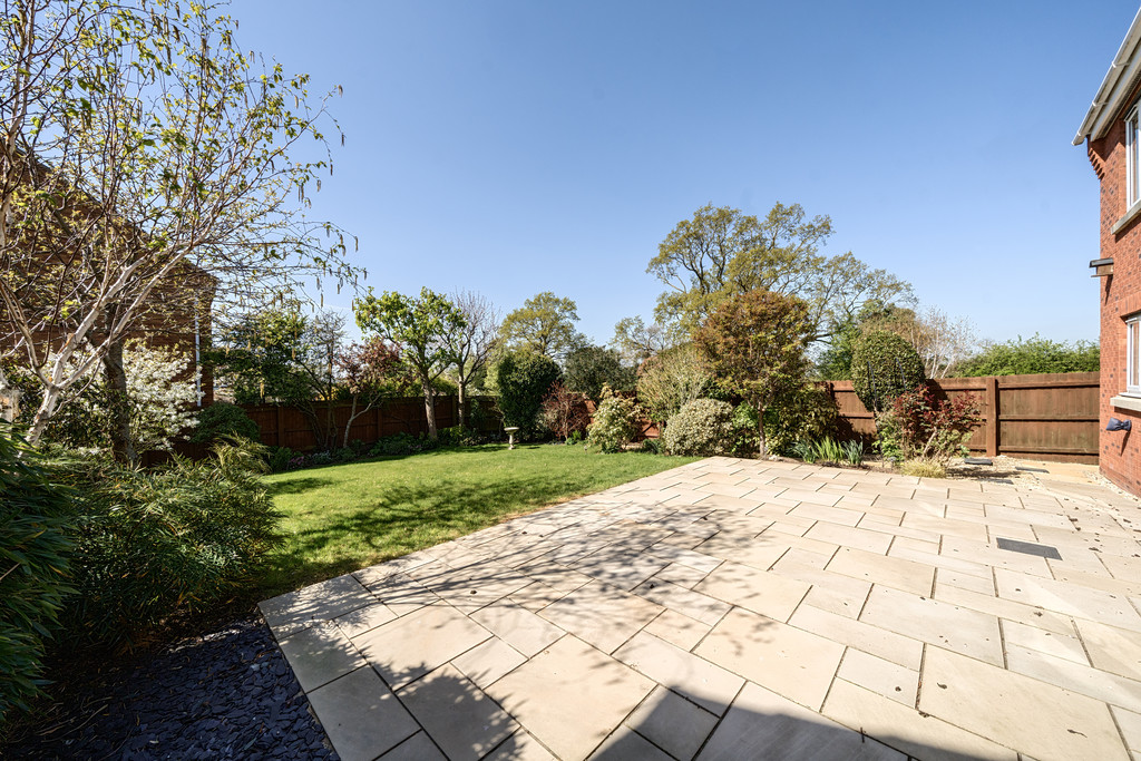 4 bed detached house to rent in Galileo Gardens, Cheltenham  - Property Image 15