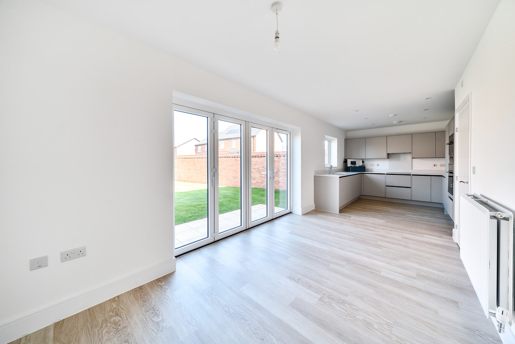 4 bed detached house for sale in 'Mulberry Place', Ashchurch  - Property Image 5