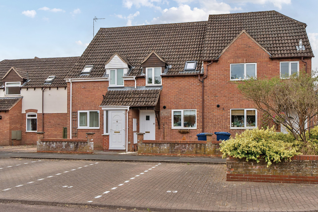 2 bed terraced house for sale in Hawthorn Way, Tewkesbury  - Property Image 10
