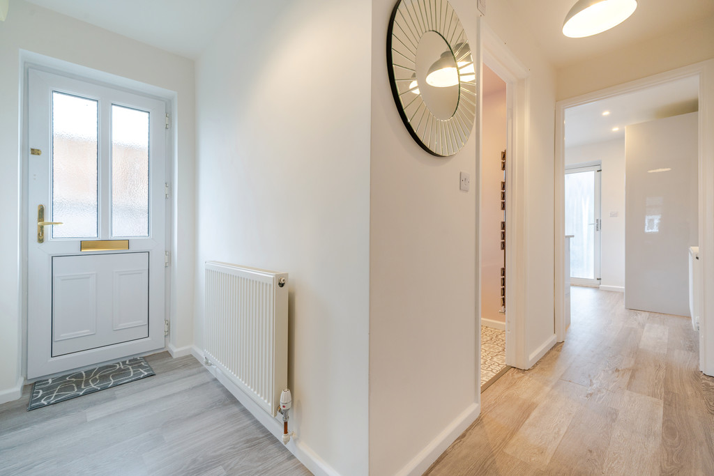 2 bed semi-detached bungalow for sale in Rivelands Road, Cheltenham  - Property Image 2