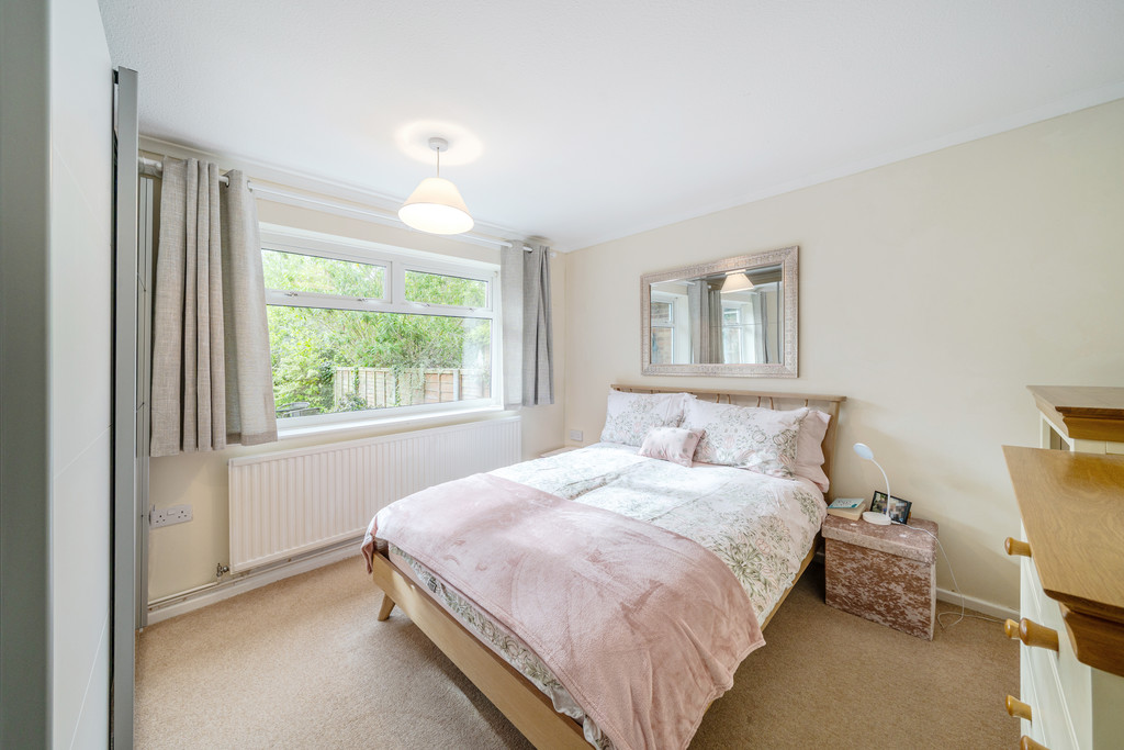 2 bed semi-detached bungalow for sale in Rivelands Road, Cheltenham  - Property Image 7
