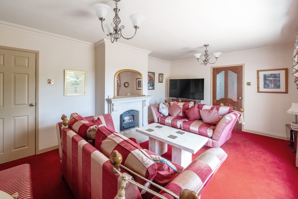 3 bed detached bungalow for sale, Tewkesbury  - Property Image 4