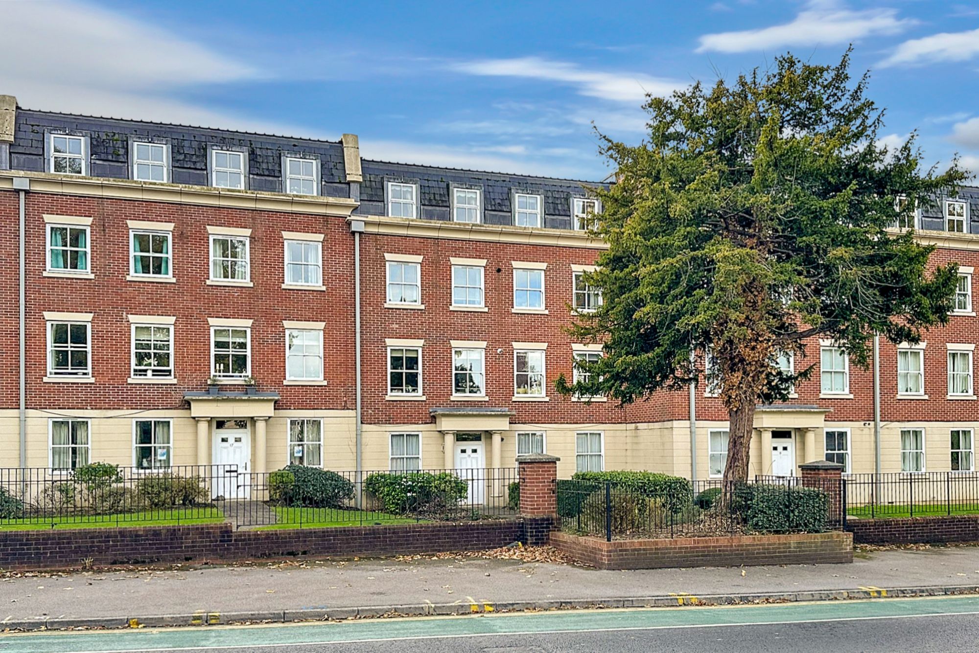 2 bed flat to rent in London Road, Gloucester, GL1  - Property Image 7