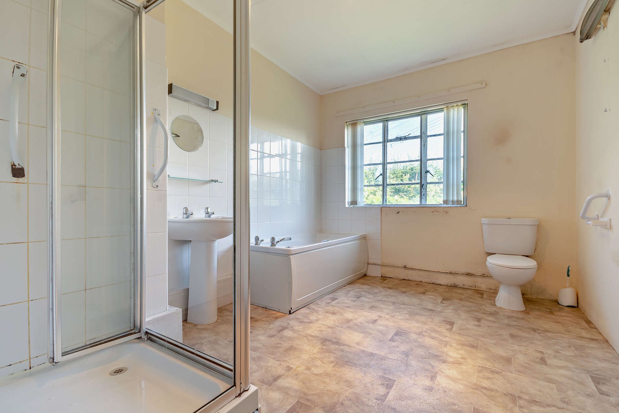 3 bed detached bungalow for sale in Long Green, Forthampton, GL19  - Property Image 9