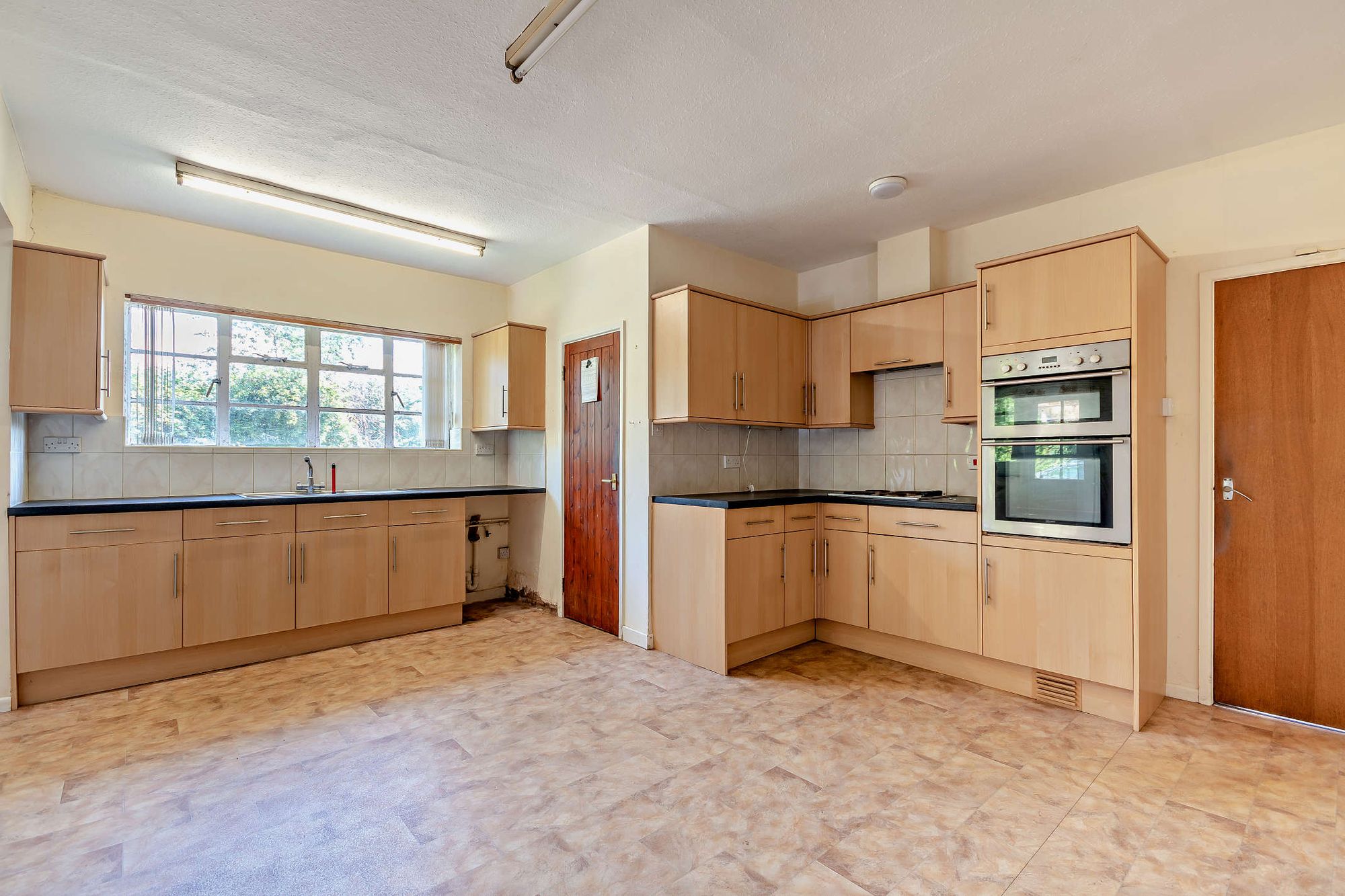 3 bed detached bungalow for sale in Long Green, Forthampton, GL19 3