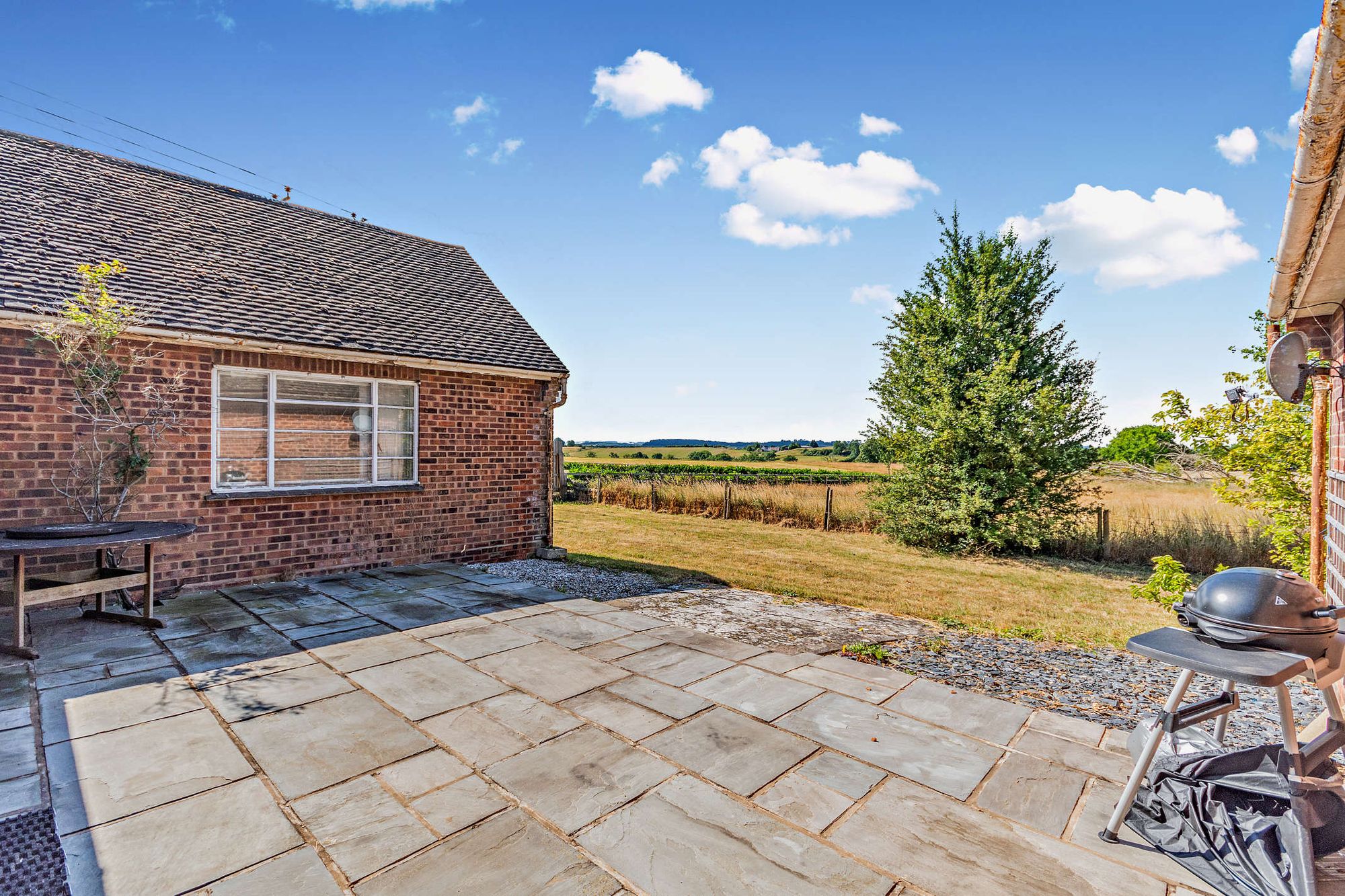 3 bed detached bungalow for sale in Long Green, Forthampton, GL19 13