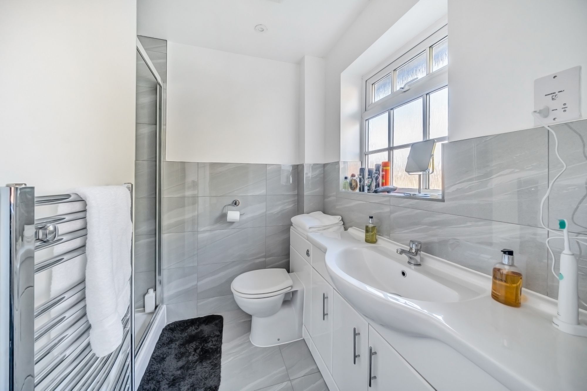 5 bed link detached house for sale in Abbeymead | Gloucester 2