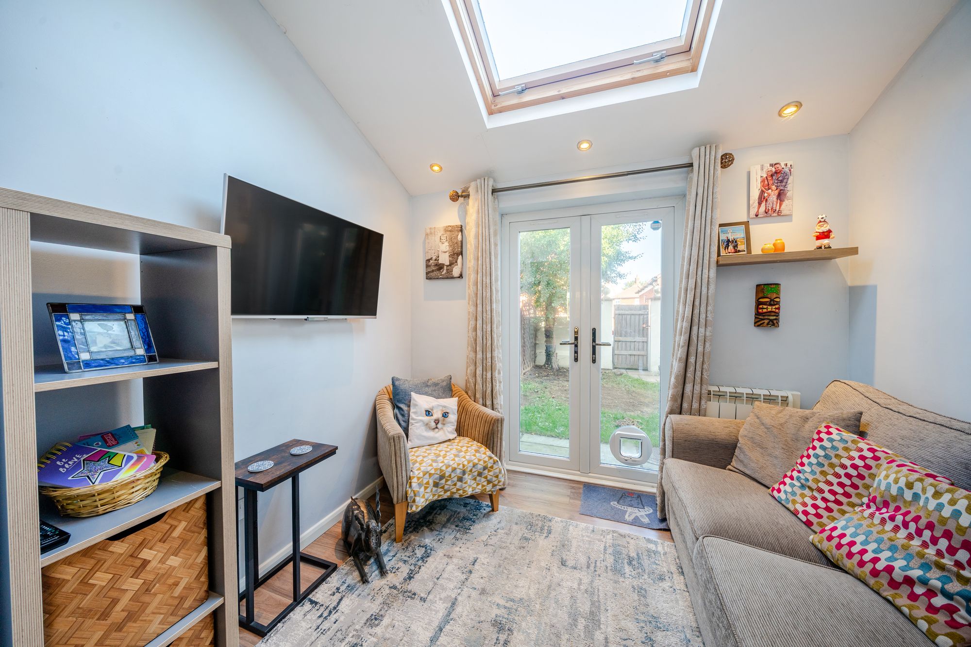 3 bed mid-terraced house for sale in Monterey Road, Walton Cardiff, GL20  - Property Image 4