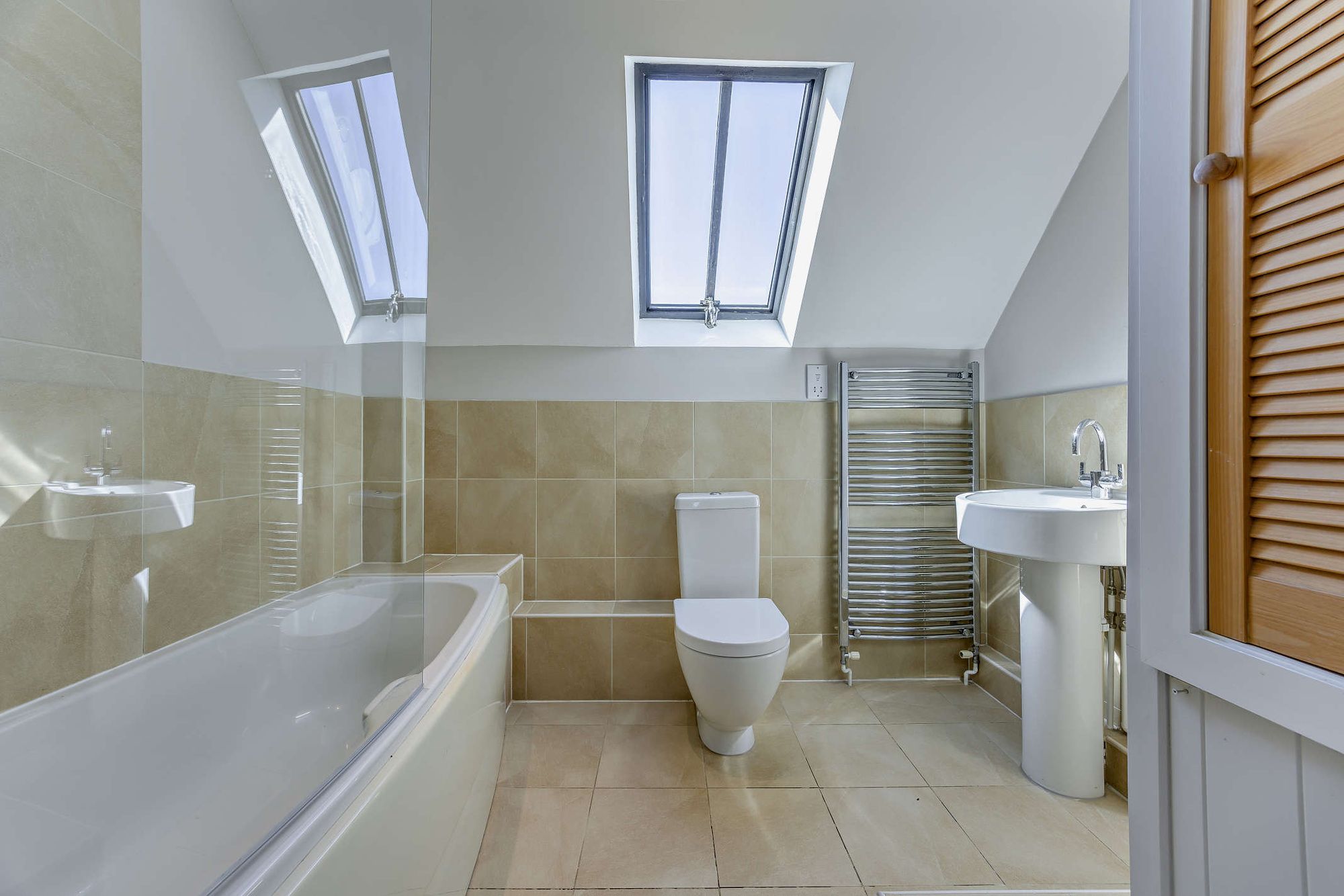 3 bed detached house for sale in Brockhampton, Cheltenham, GL54  - Property Image 12