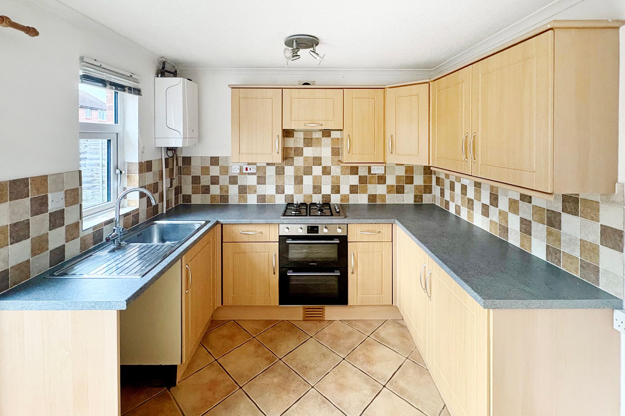 2 bed terraced house to rent in Horsley Close, Abbeymead, GL4 1