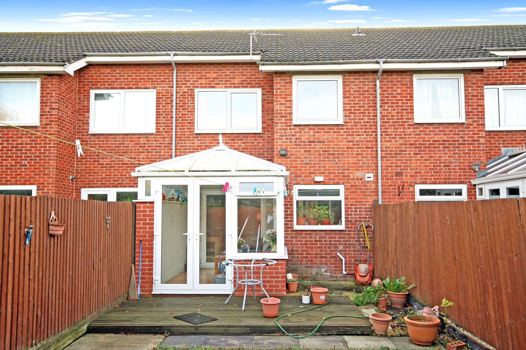 3 bed mid-terraced house to rent in Denmark Road, Gloucester, GL1 9