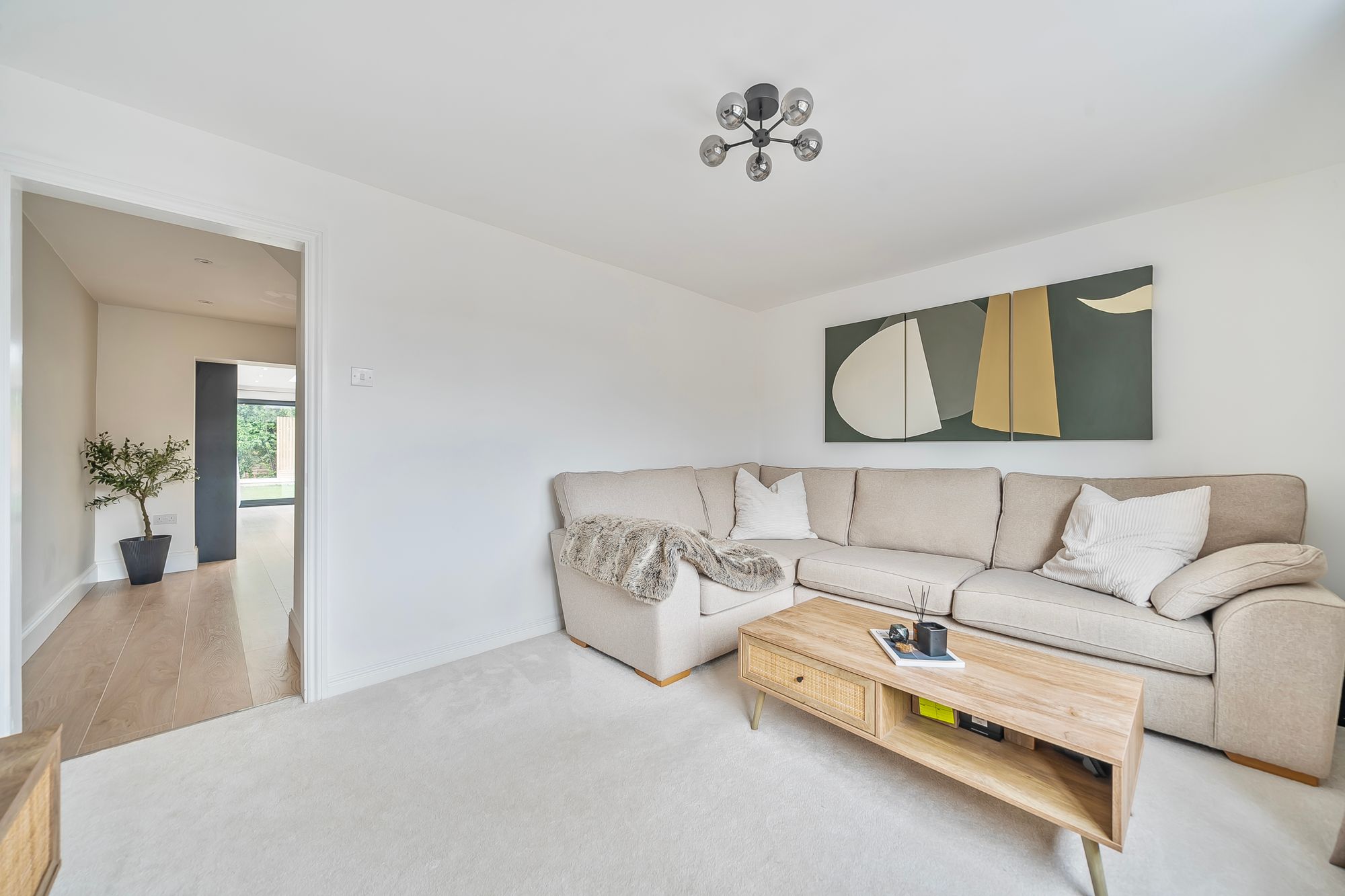 3 bed semi-detached house for sale in Stanton Road, Mitton, GL20  - Property Image 3