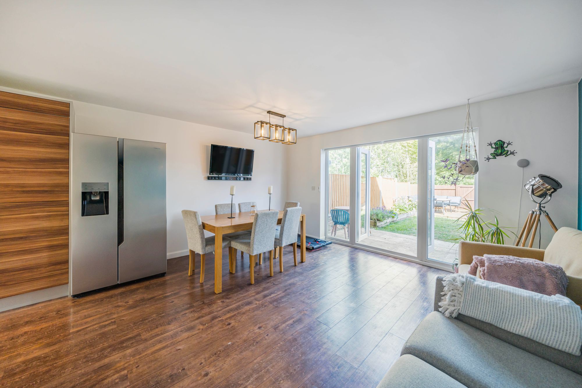 3 bed terraced house for sale in Gainsborough Road, Walton Cardiff, GL20  - Property Image 5