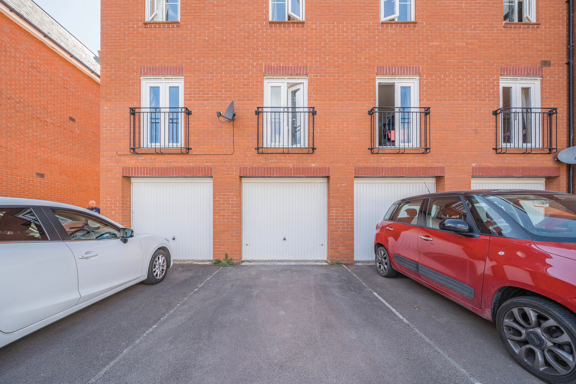3 bed terraced house for sale in Gainsborough Road, Walton Cardiff, GL20  - Property Image 14