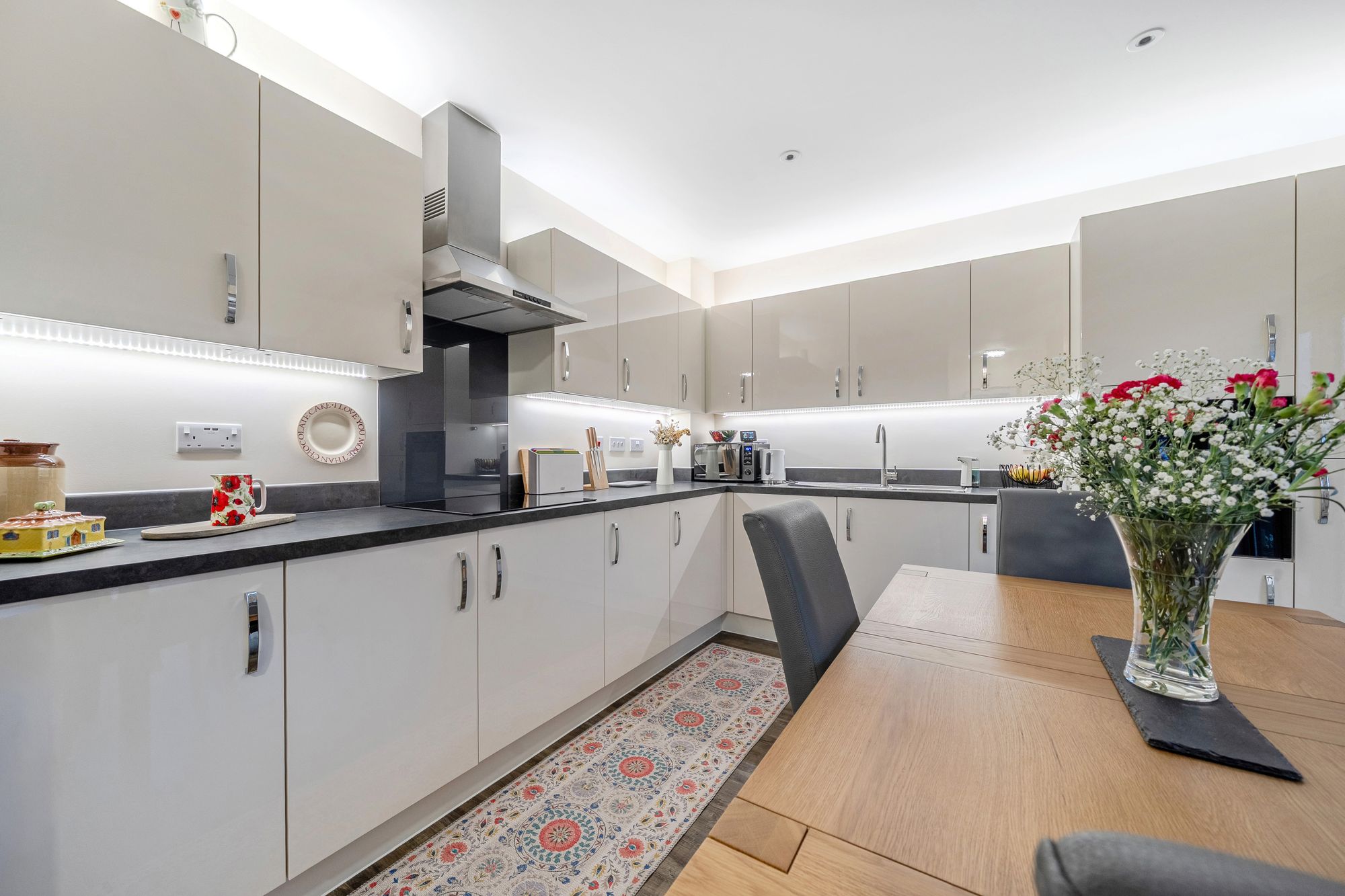 3 bed detached house for sale in Bluebell Road, Walton Cardiff, GL20 6