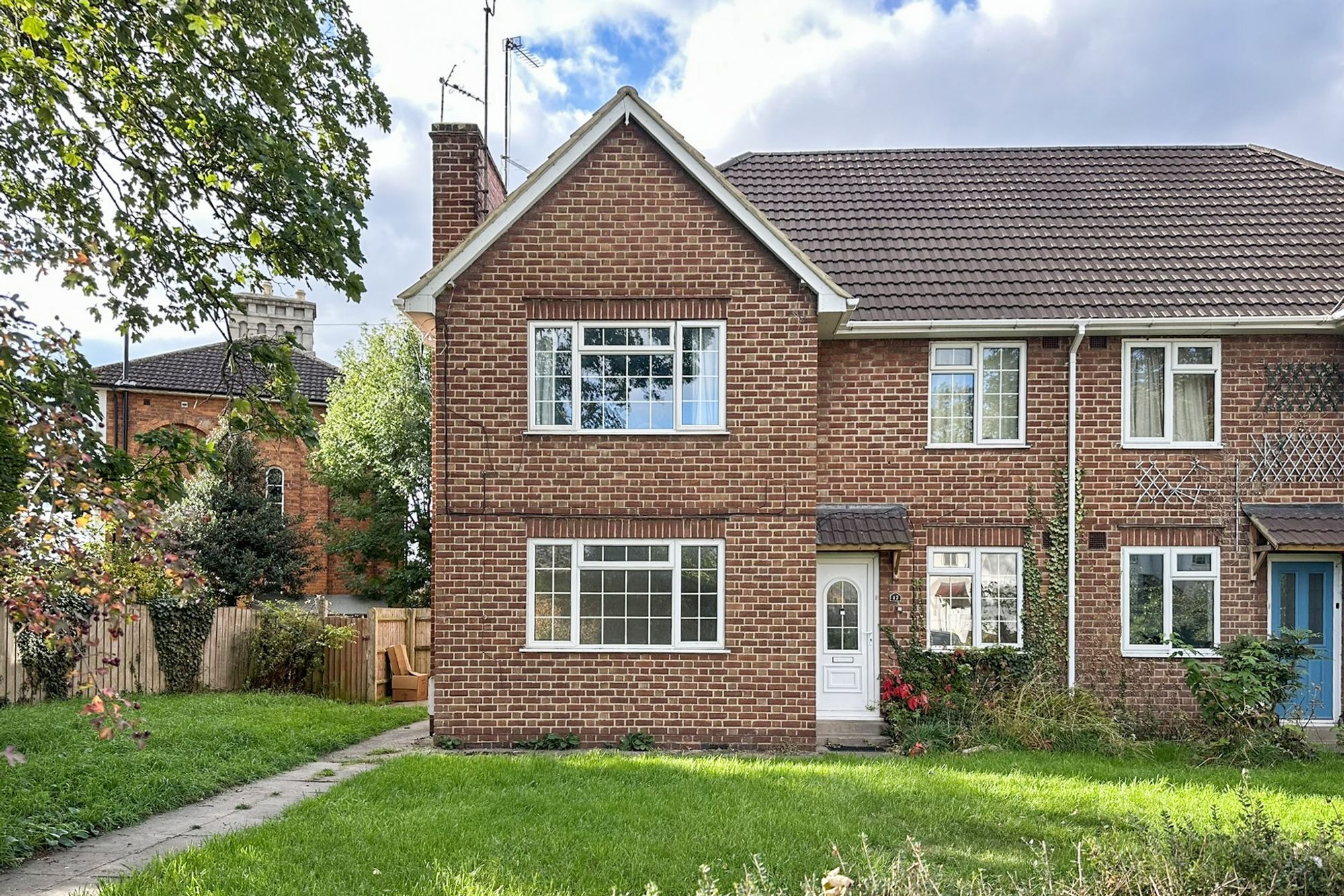 2 bed maisonette for sale in Orchard Close, Longford, GL2 - Property Image 1