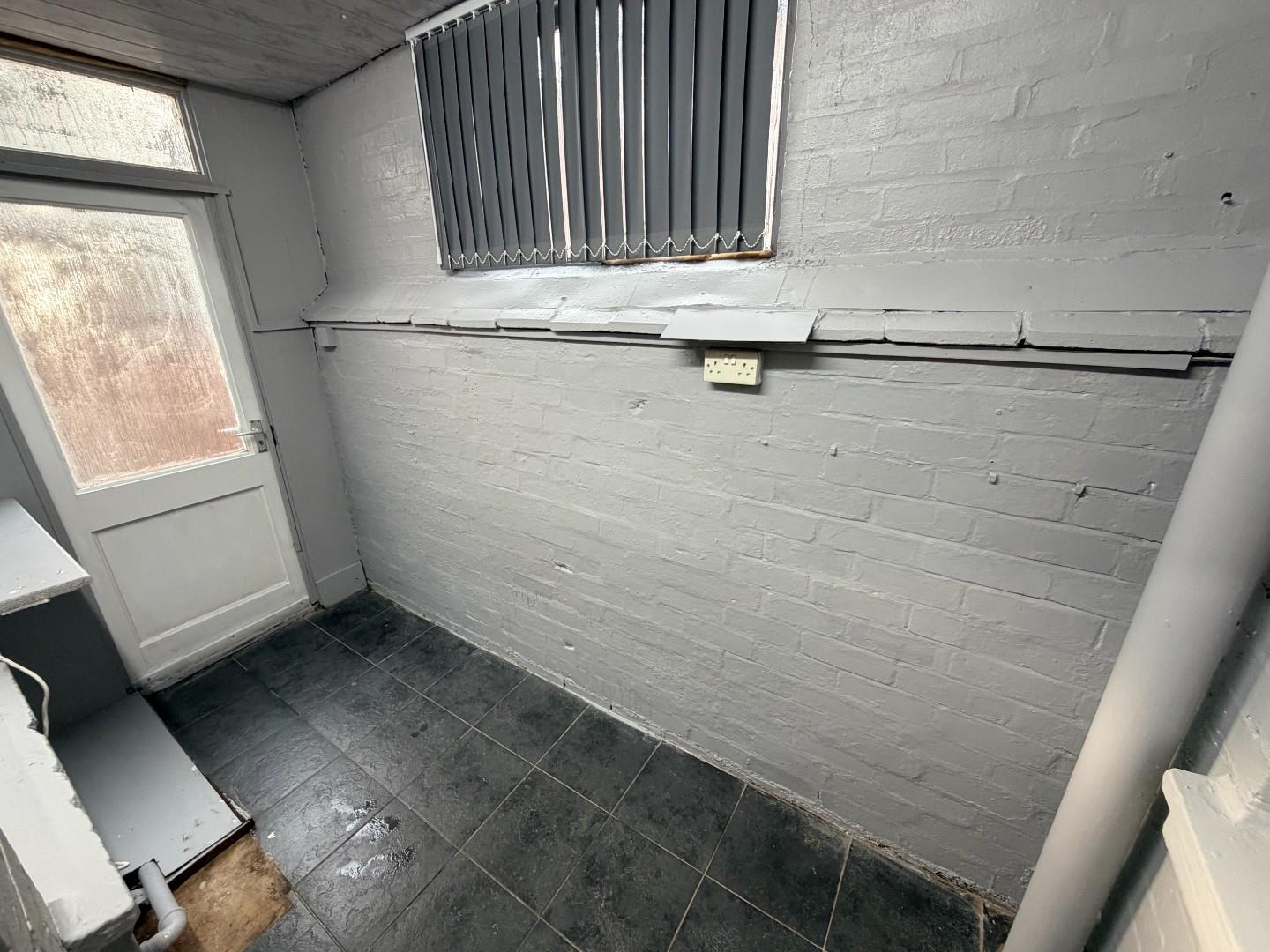 3 bed house to rent in Hollis Road, Coventry 6