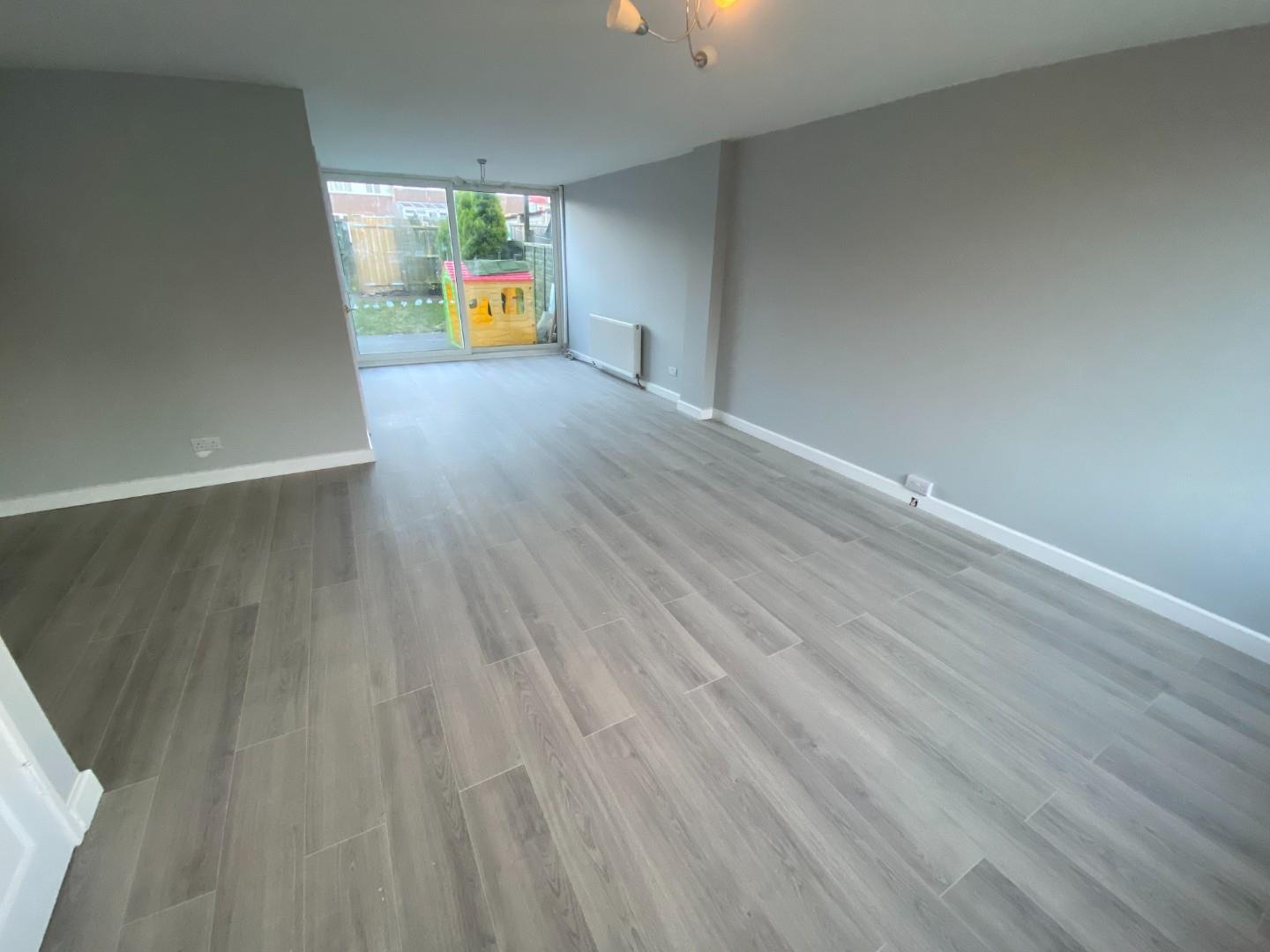 3 bed end of terrace house to rent in Princethorpe Way, Coventry 4