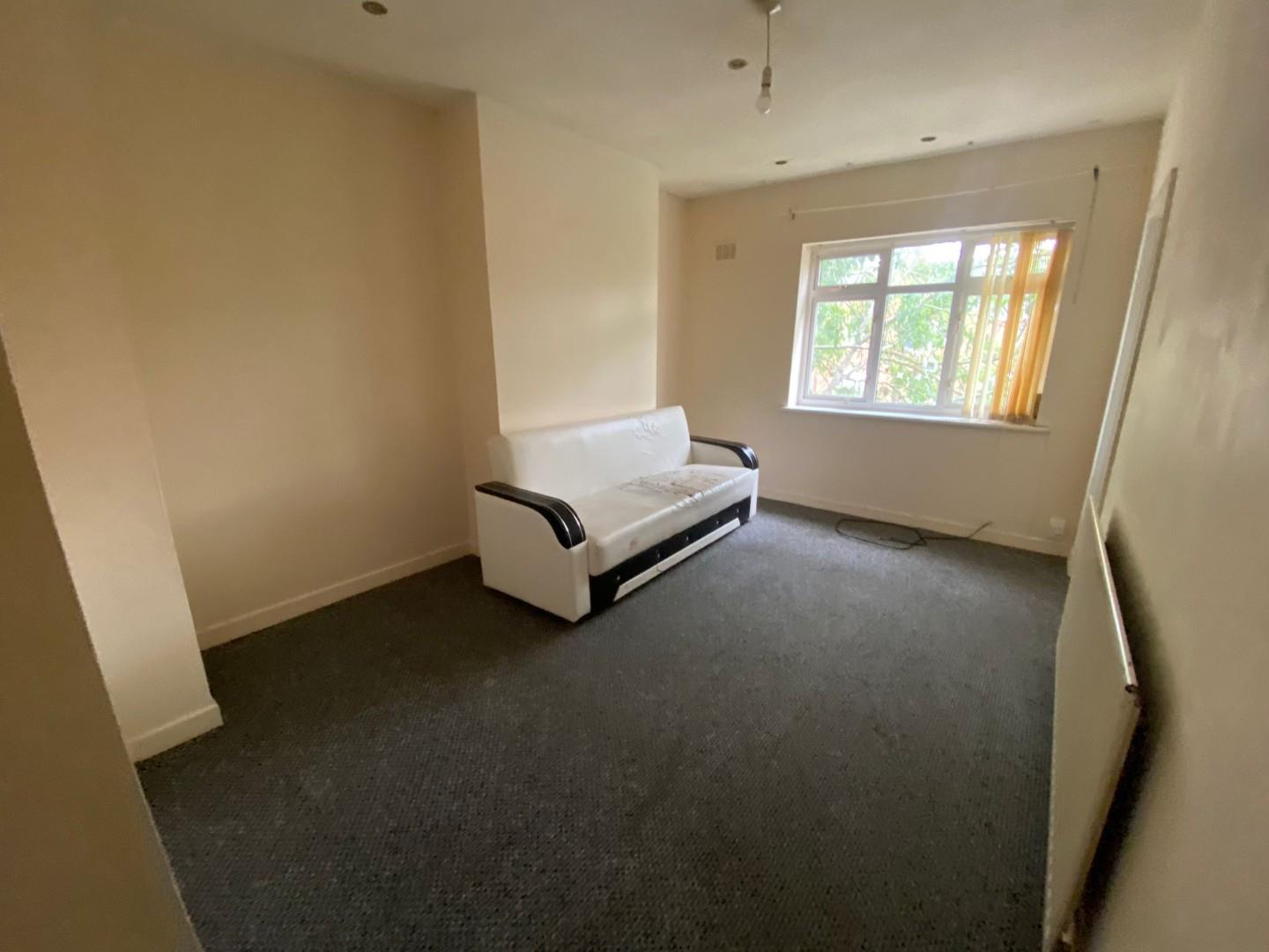 1 bed flat to rent in Kingfield Road, Coventry 3