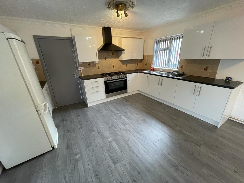 6 bed house to rent in Holbrook Lane, Coventry, CV6