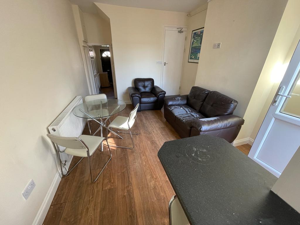 3 bed house to rent in Winchester Street, Coventry 2