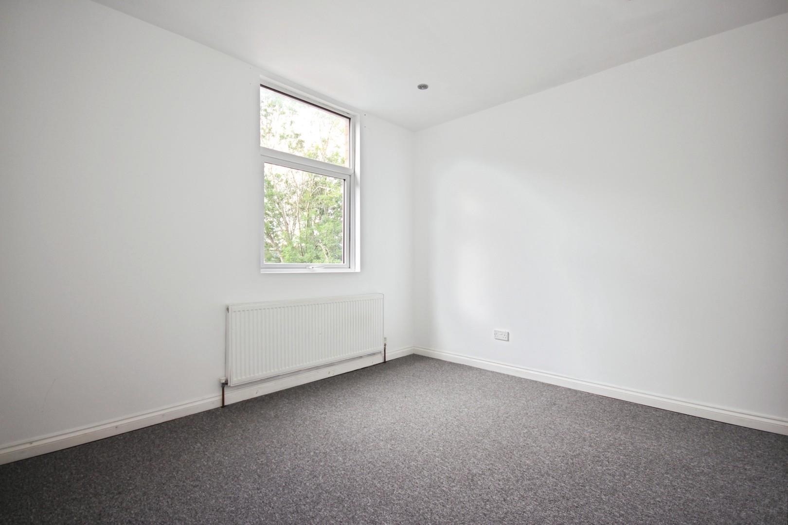 4 bed terraced house to rent in Northfield Road, Coventry  - Property Image 2