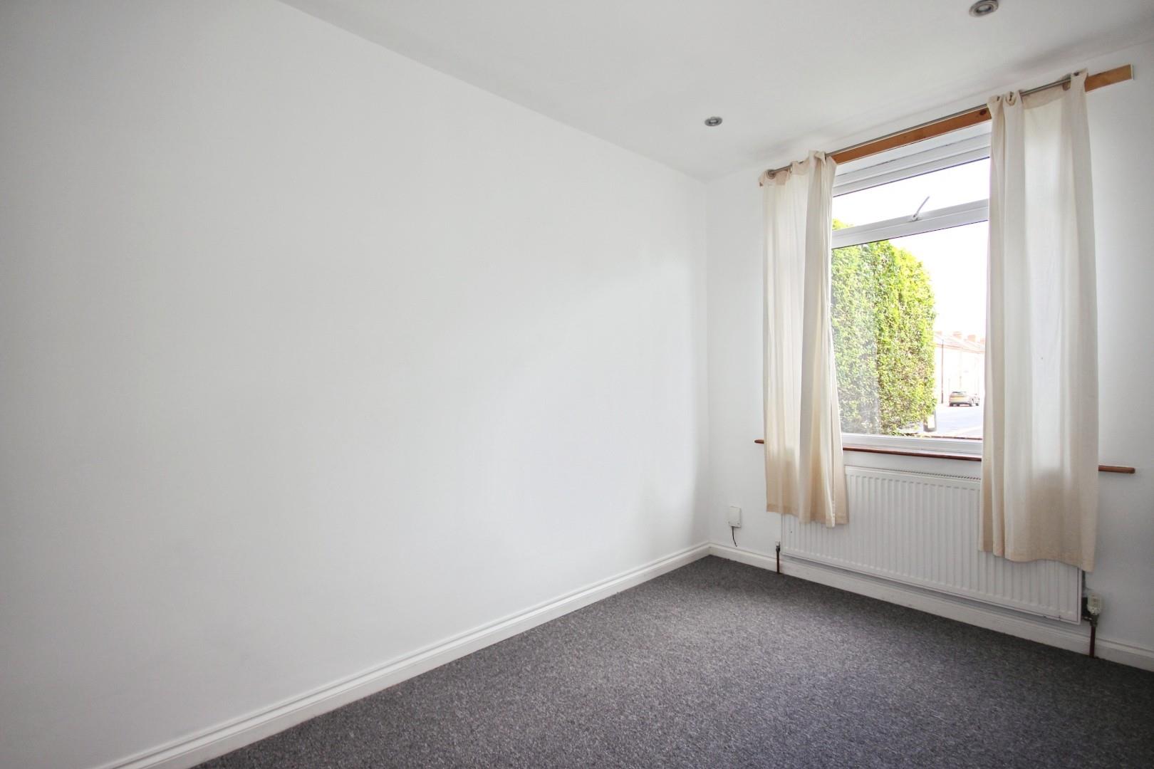 4 bed terraced house to rent in Northfield Road, Coventry  - Property Image 8