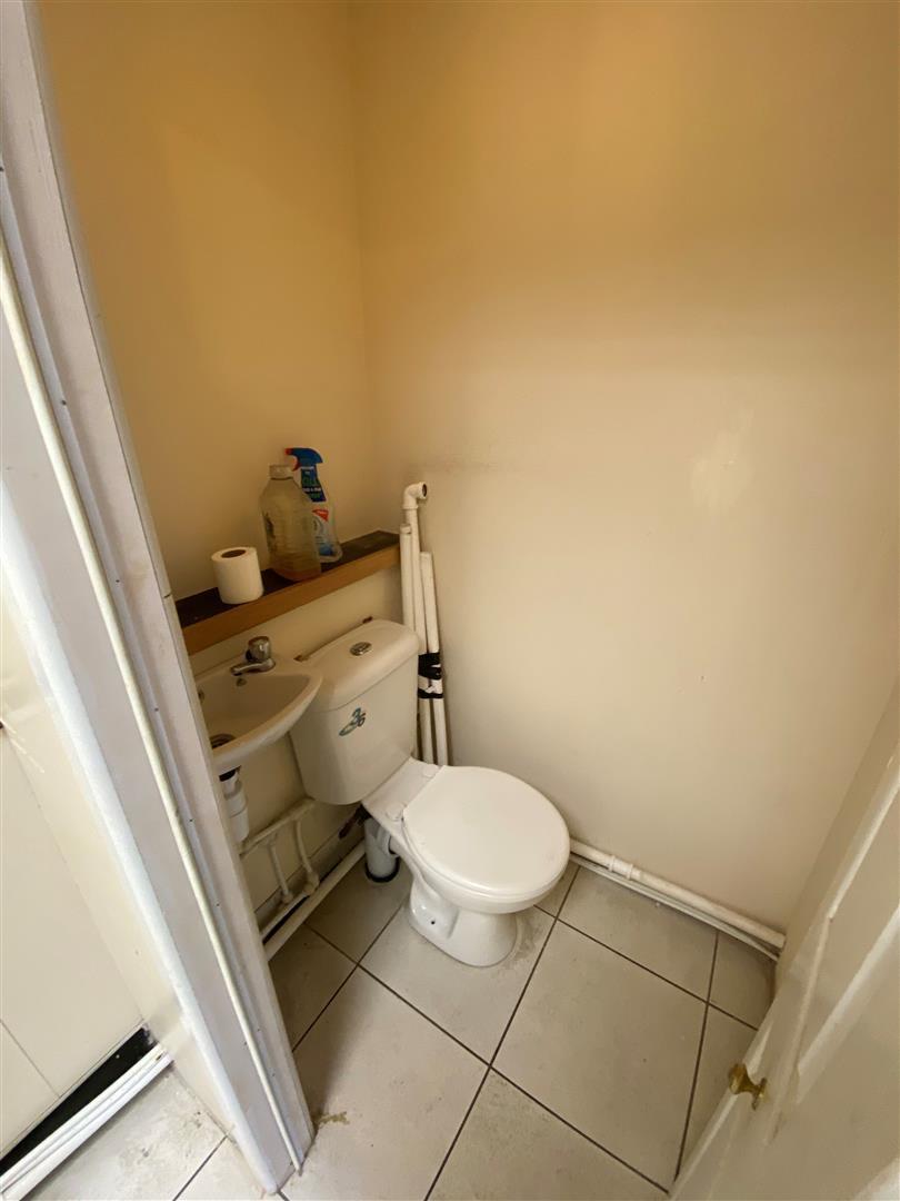 Retail property (high street) to rent in Foleshill Road, Coventry  - Property Image 7