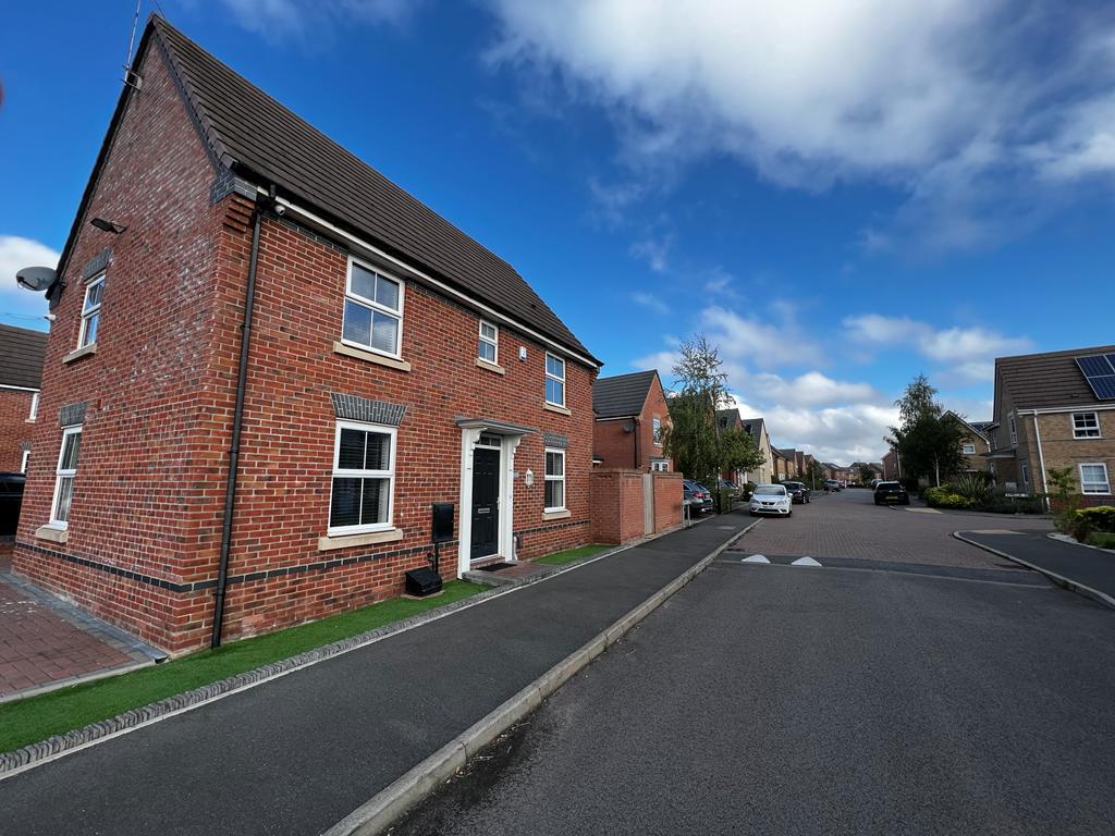 3 bed detached house to rent in Isadora Lea, Coventry  - Property Image 3