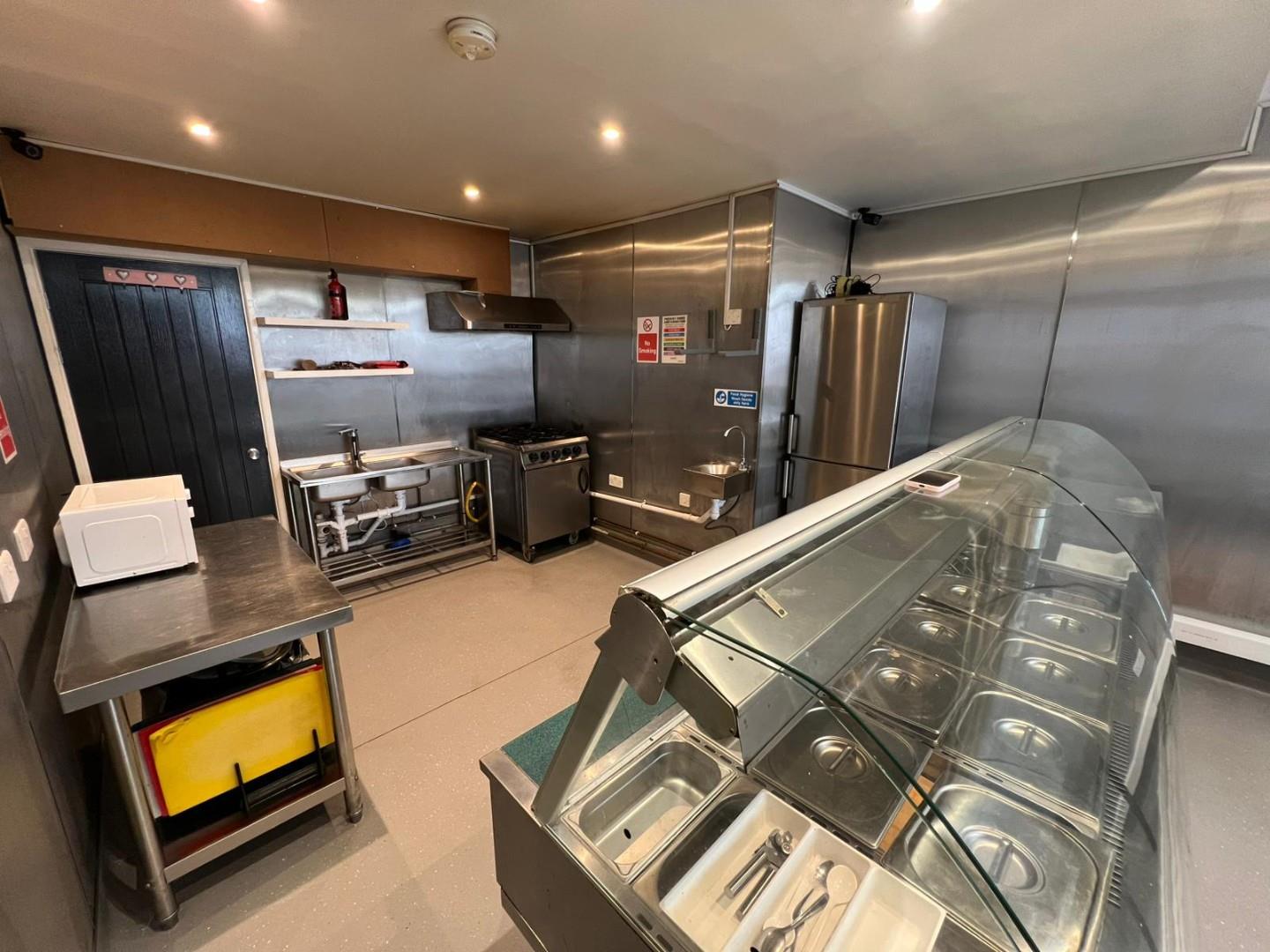 Takeaway to rent in Holbrook Lane, Coventry  - Property Image 8