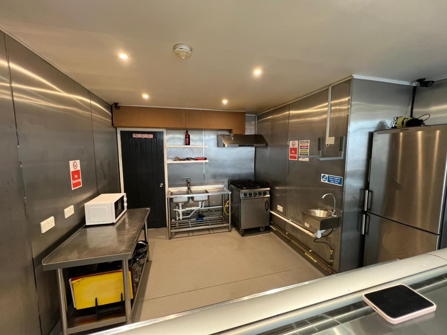 Takeaway to rent in Holbrook Lane, Coventry  - Property Image 5