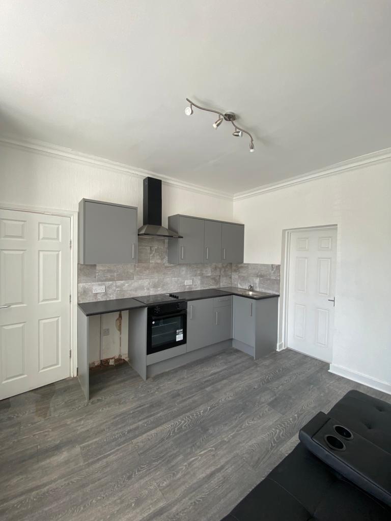 1 bed studio flat to rent in Pridmore Road, Coventry - Property Image 1