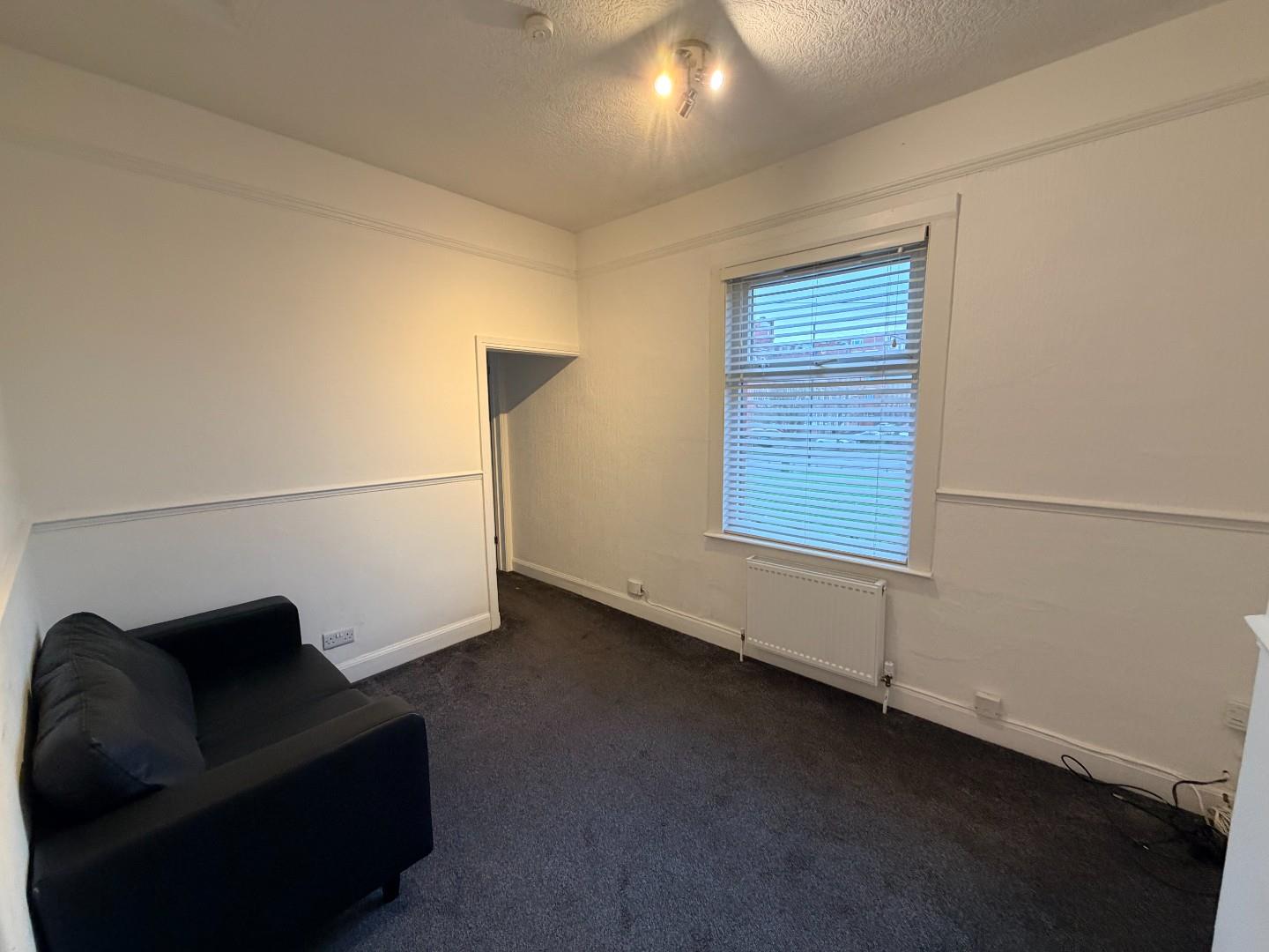1 bed flat to rent in Pridmore Road, Coventry  - Property Image 2