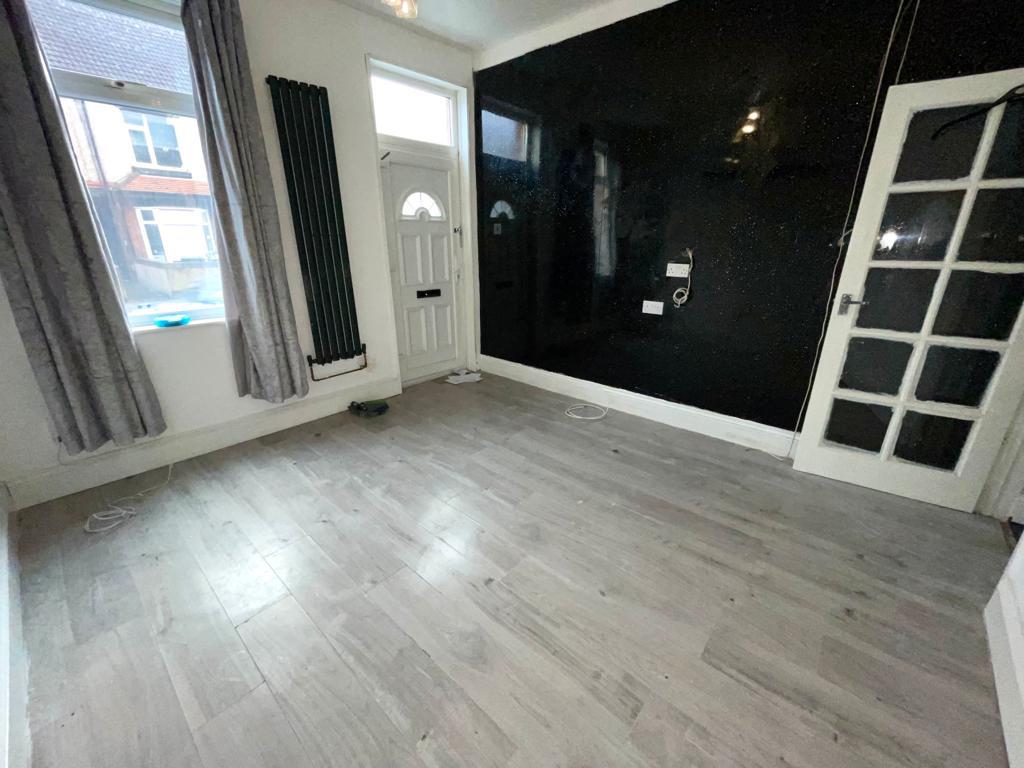 3 bed terraced house to rent in Grange Road, Coventry, CV6 