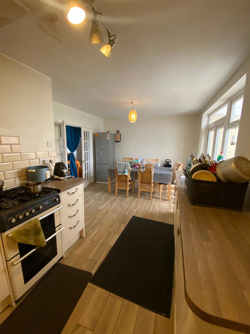 3 bed terraced house for sale in Kenpas Highway, Coventry  - Property Image 6