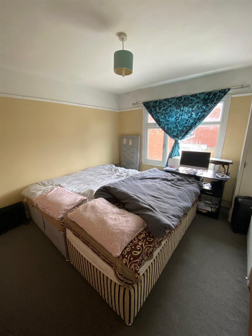 3 bed terraced house for sale in Kenpas Highway, Coventry  - Property Image 11