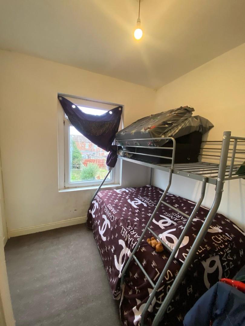 2 bed terraced house to rent in Caludon Road, Coventry 12