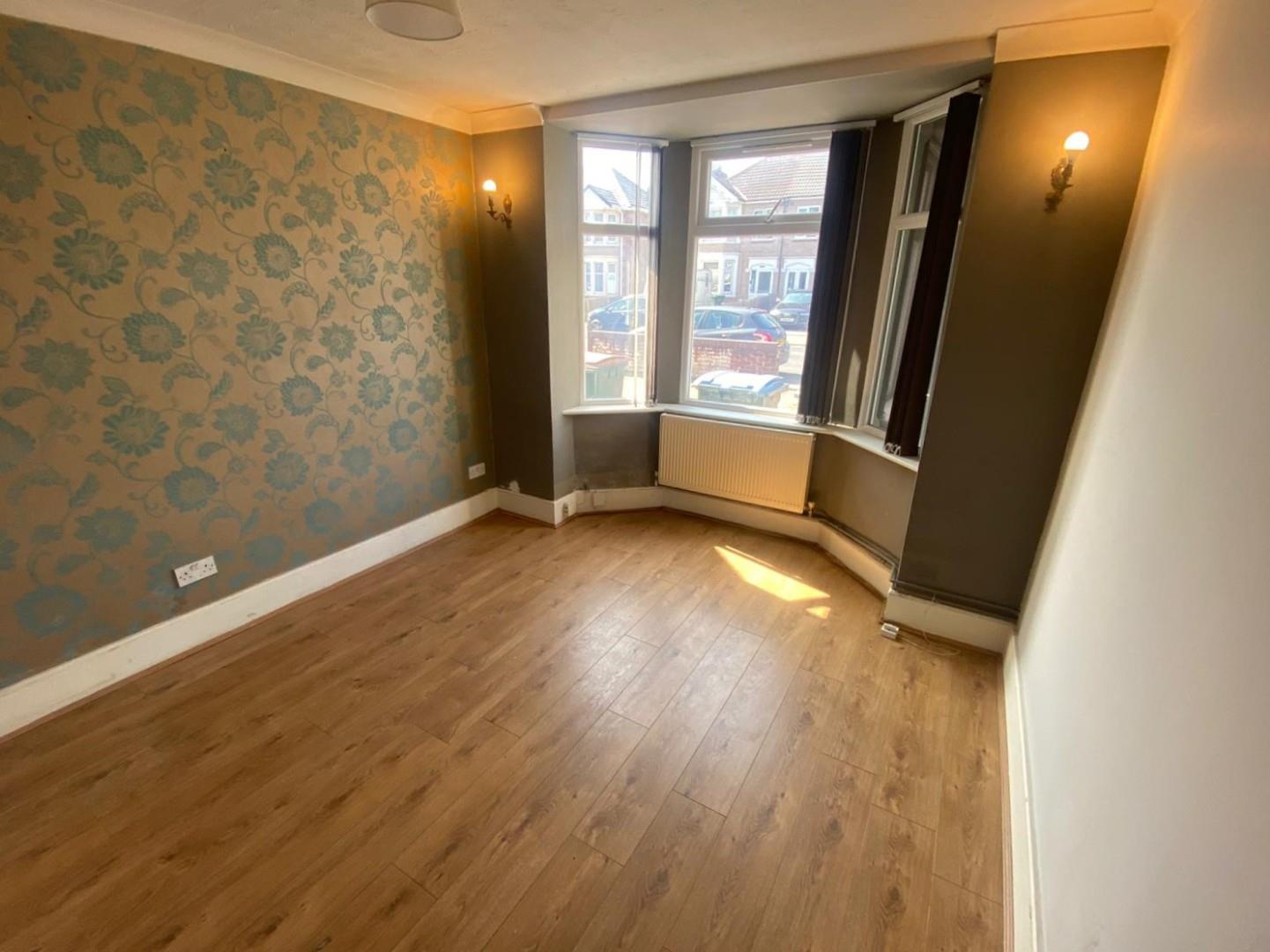 3 bed terraced house for sale in Middlemarch Road, Coventry  - Property Image 2