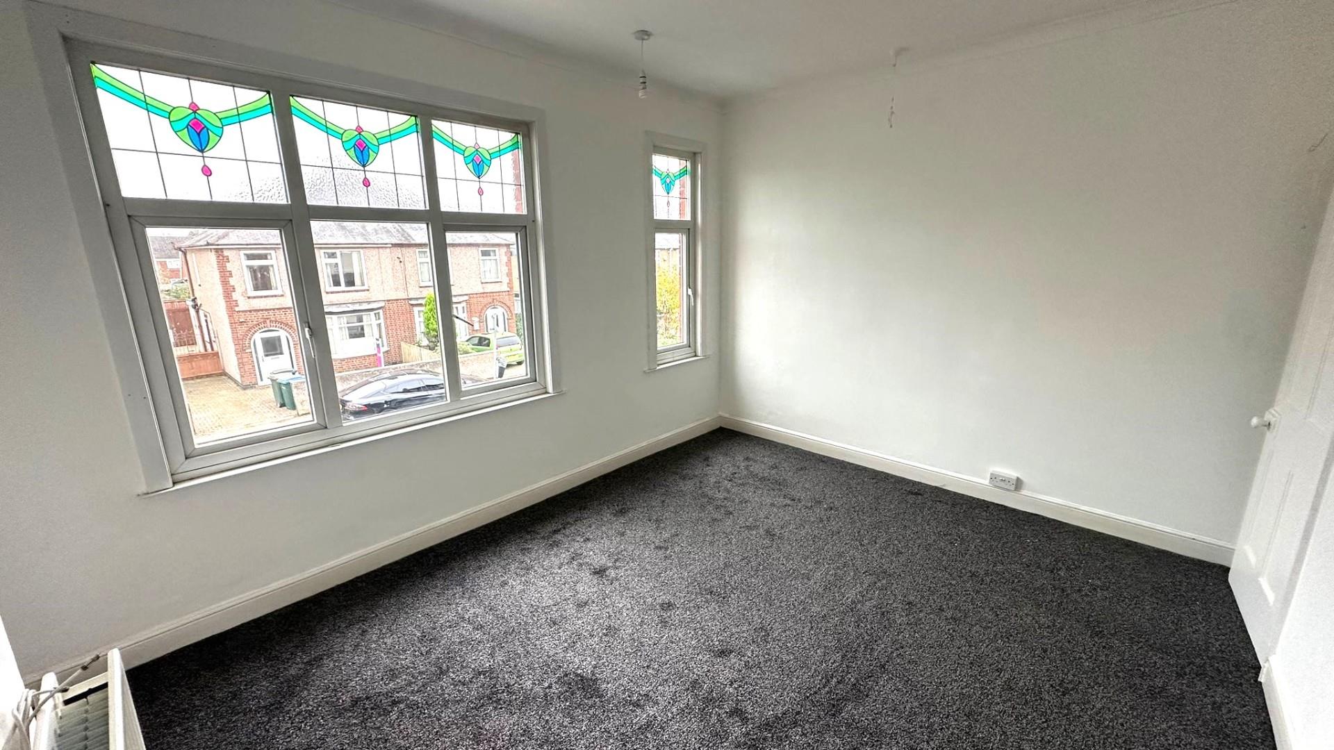 3 bed semi-detached house to rent in Grange Road, Longford 4