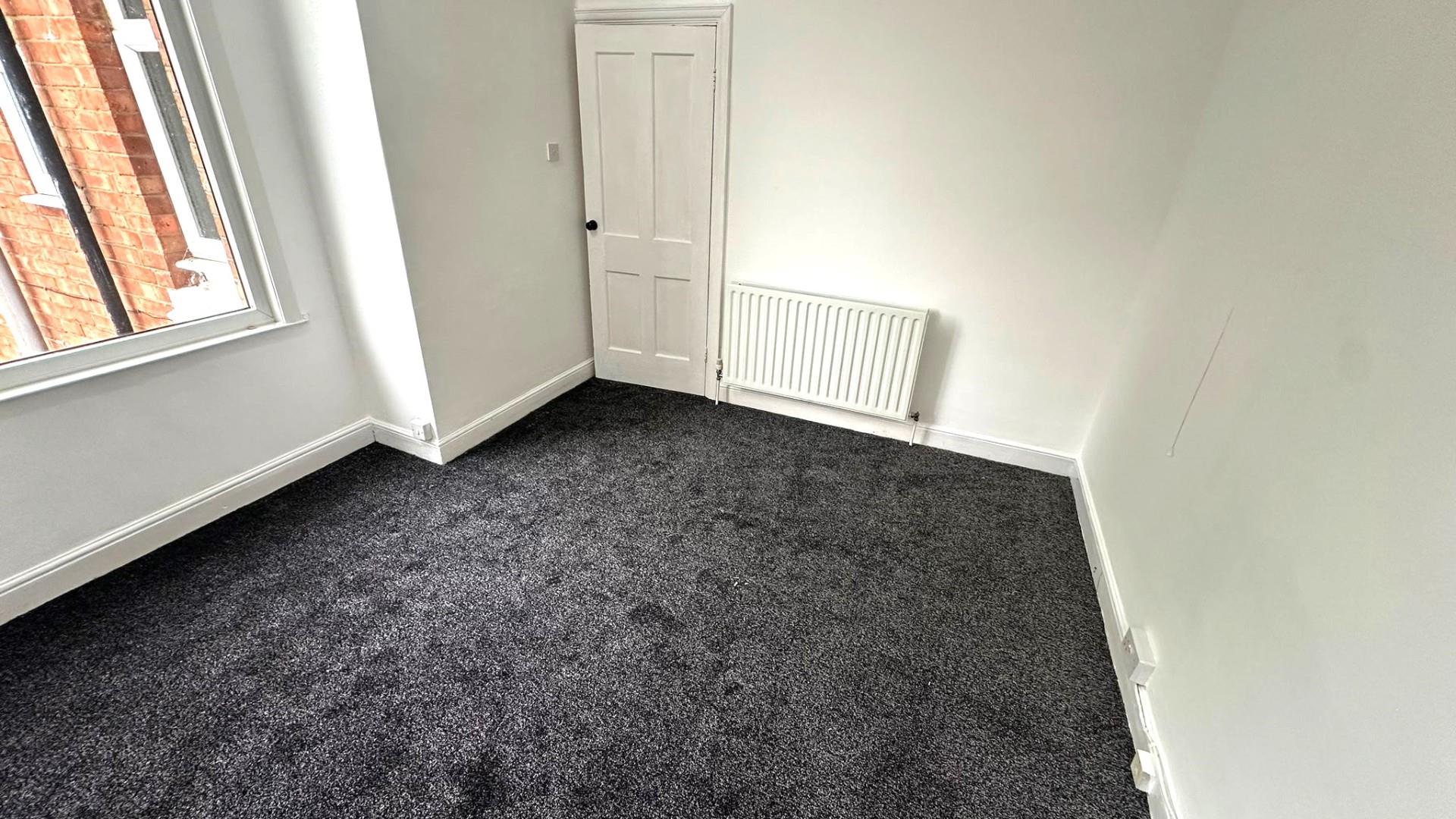 3 bed semi-detached house to rent in Grange Road, Longford 7