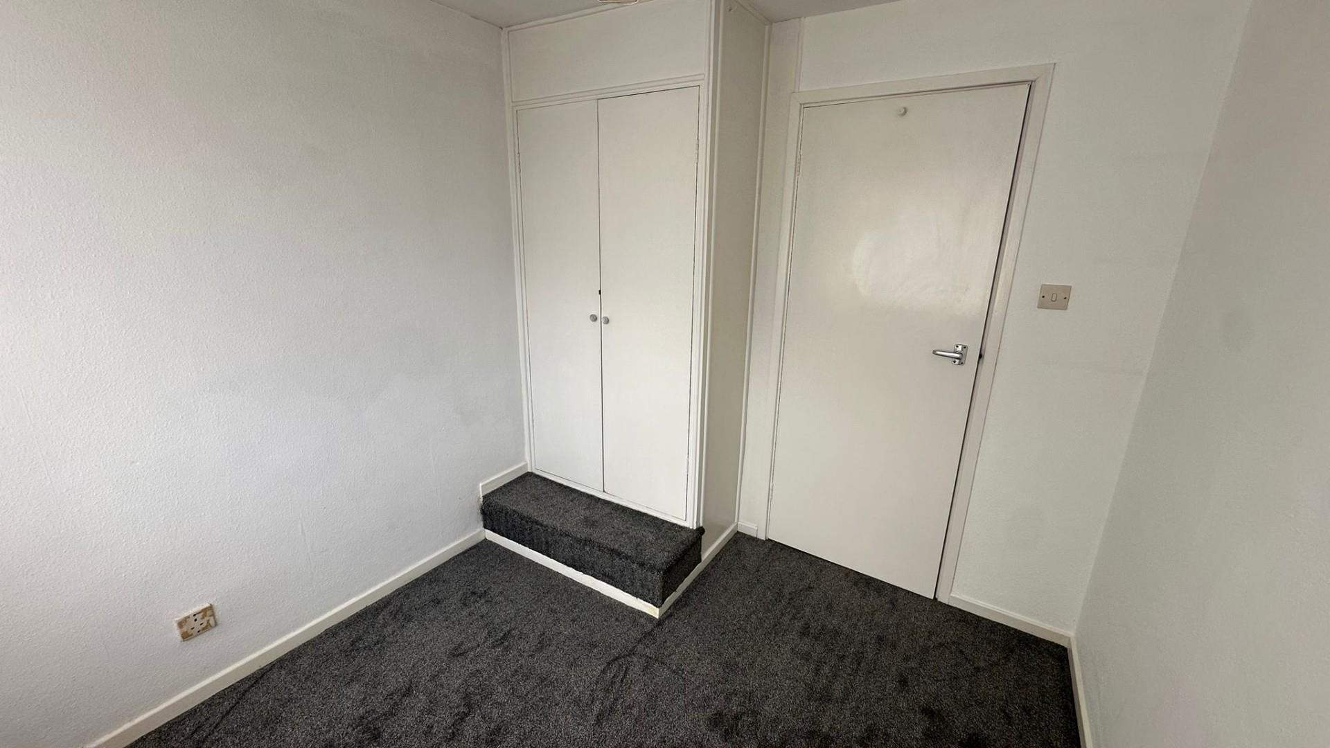 3 bed semi-detached house to rent in Mayflower Drive, Coventry 13