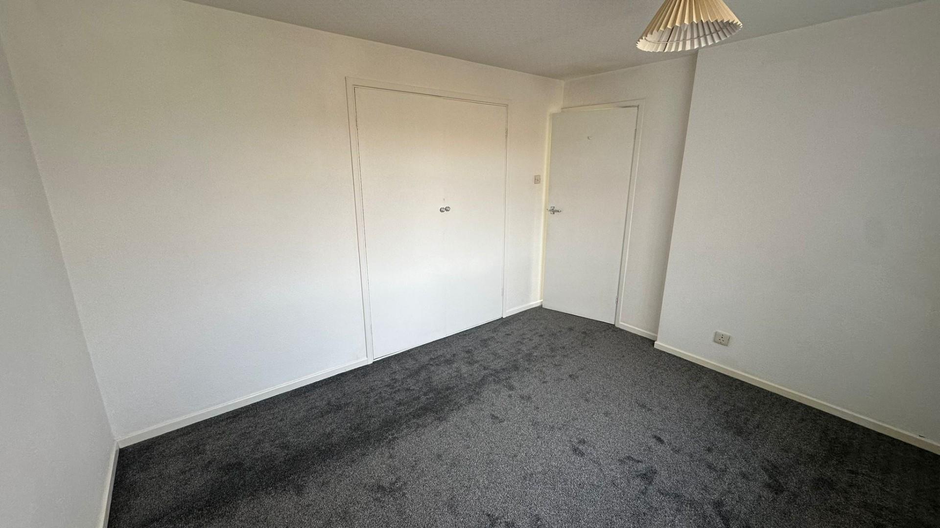 3 bed semi-detached house to rent in Mayflower Drive, Coventry 8