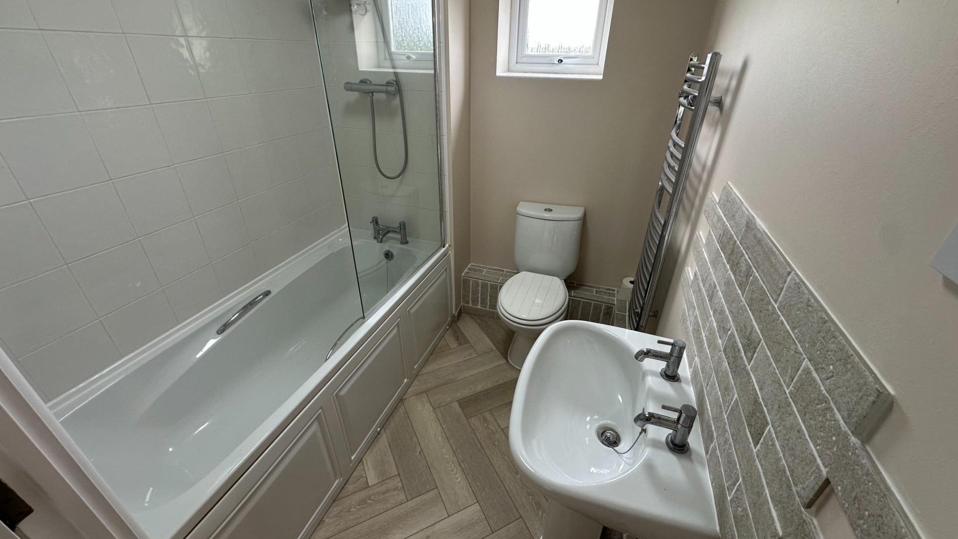2 bed flat to rent in Philmont Court, Coventry  - Property Image 7