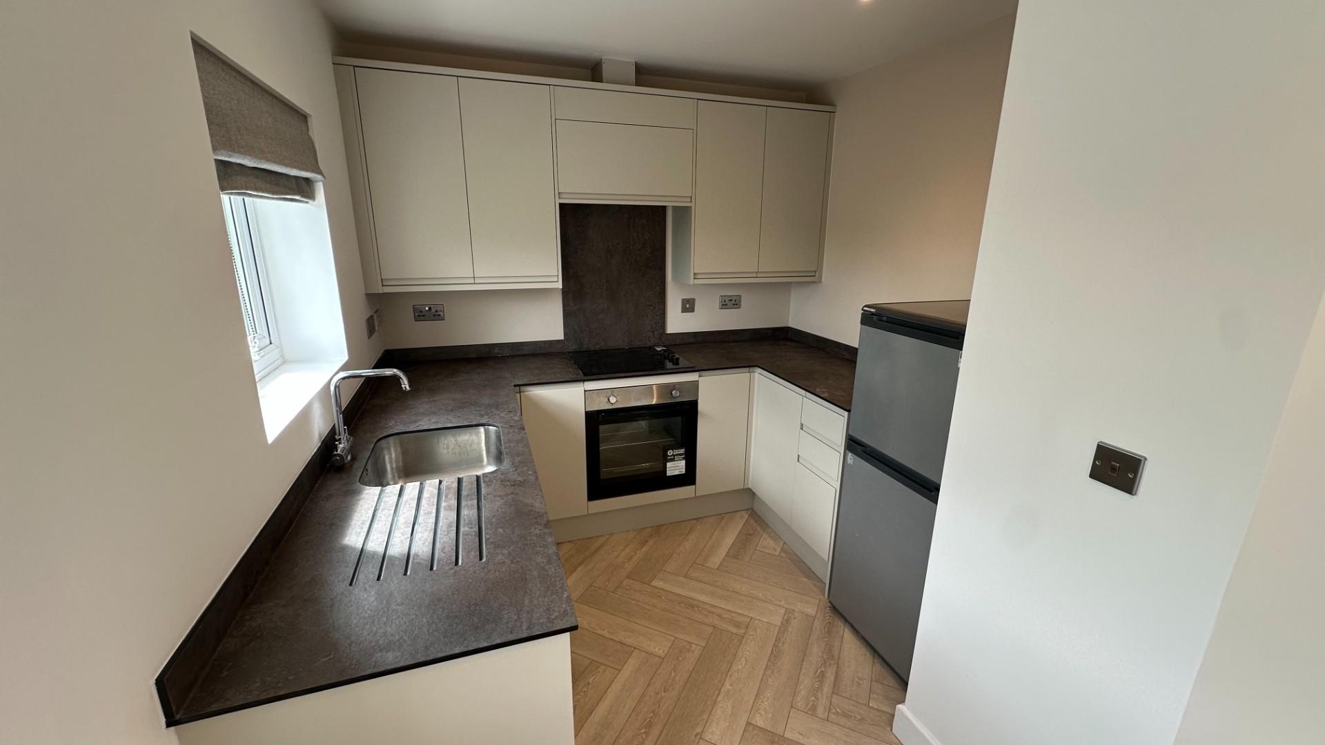 2 bed flat to rent in Philmont Court, Coventry  - Property Image 3